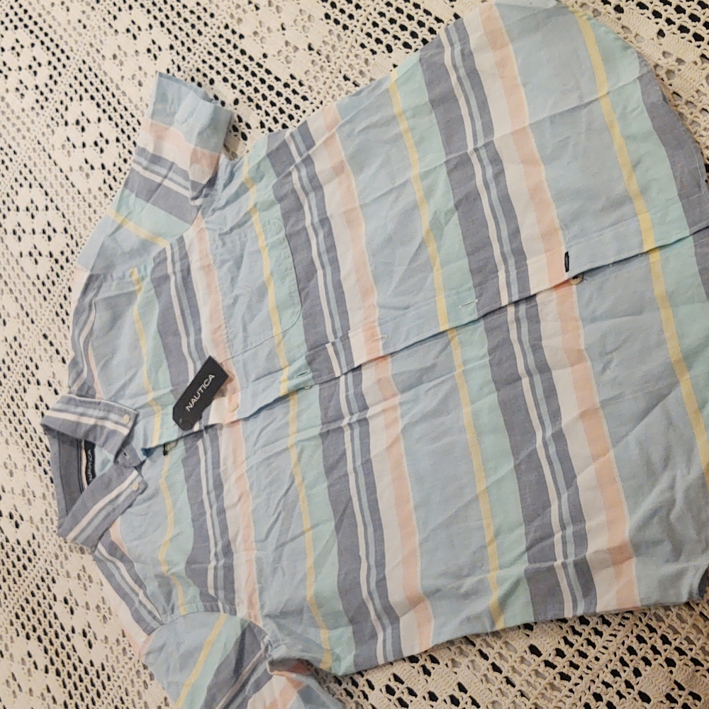 3/$30 Nautica short sleeve shirt